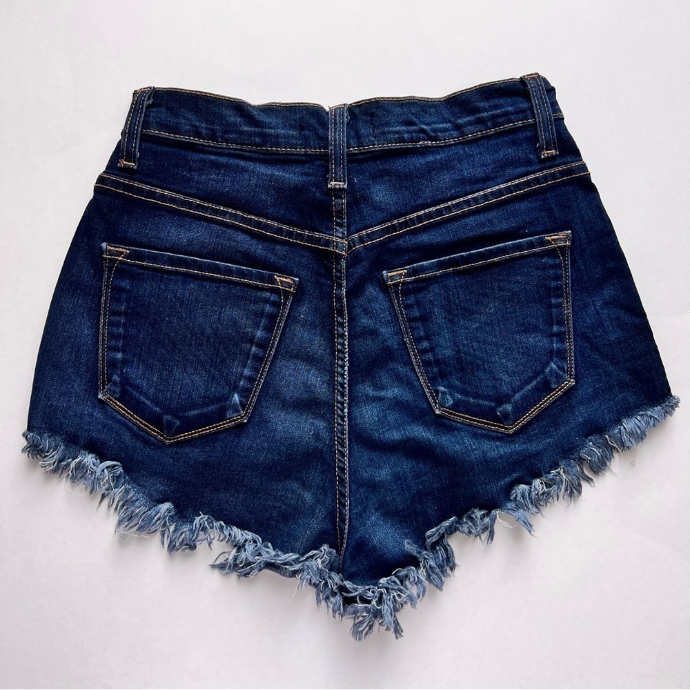 Vibrant Jean shorts cut offs exposed zipper M.I.U. fray hem size M NWOT - Picture 3 of 9